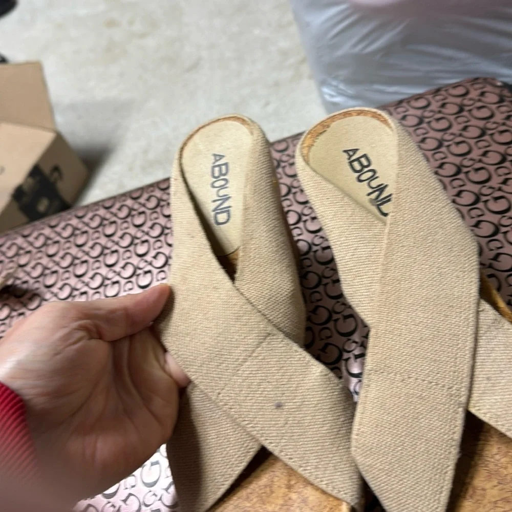 Good condition - Picture 1 of 9